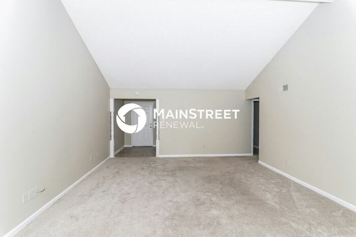 6752 Rockingham Rd - Photo 4 of 15