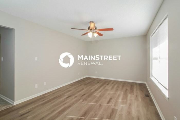 605 Birch St - Photo 5 of 17