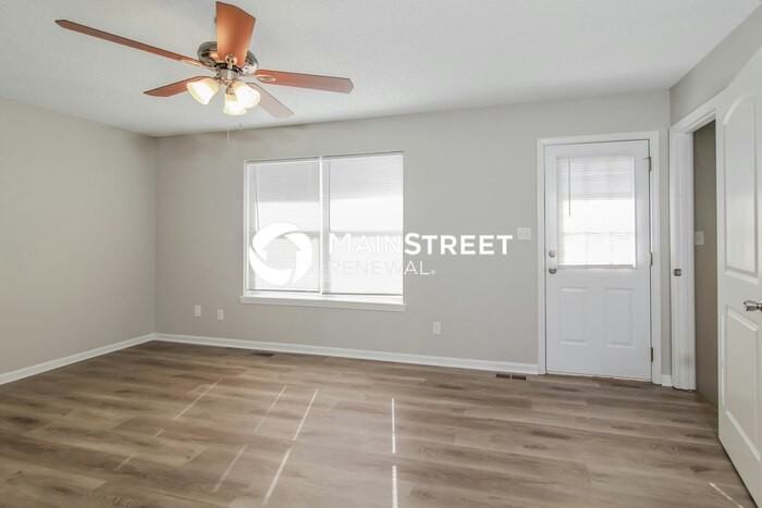 605 Birch St - Photo 6 of 17