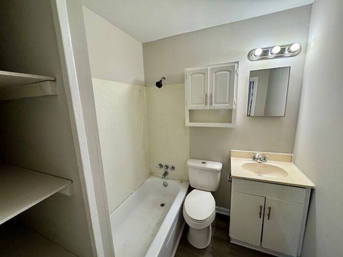 2403 Mastin Lake Road Northeast #2 - Photo 7 of 7