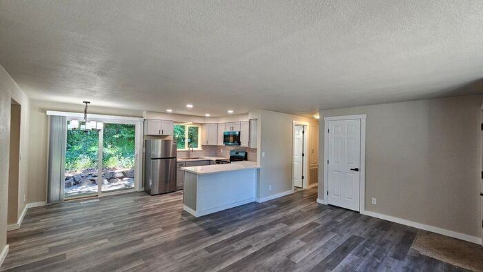 4729 114th Ave E - Photo 2 of 20