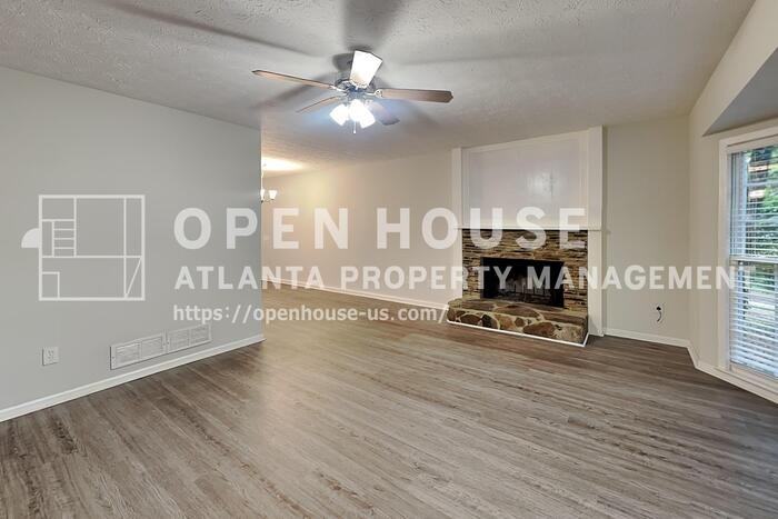 3978 Catalina Dr - Photo 5 of 21
