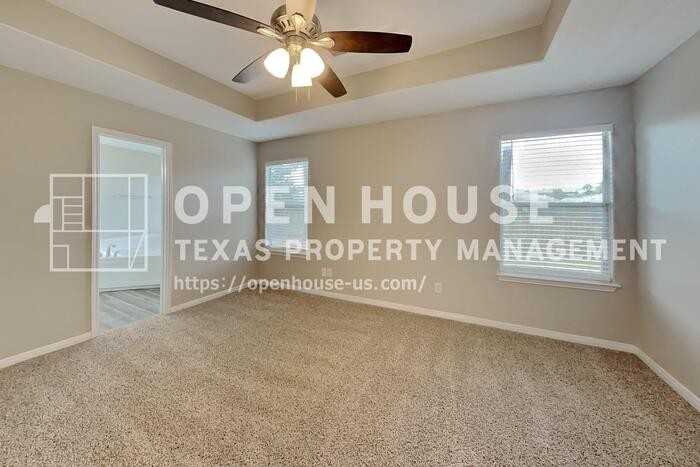 16280 Sun View Ln - Photo 7 of 20