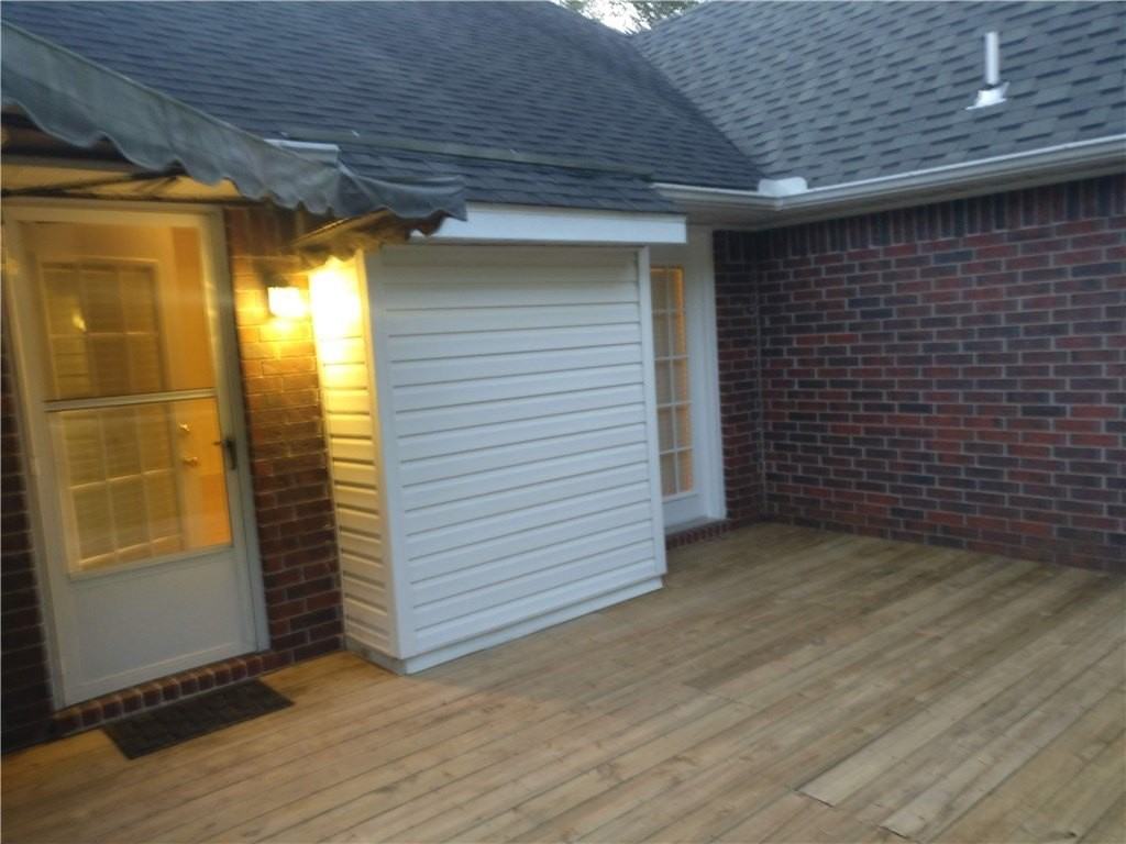 2030 N Hailey Dr - Photo 7 of 17