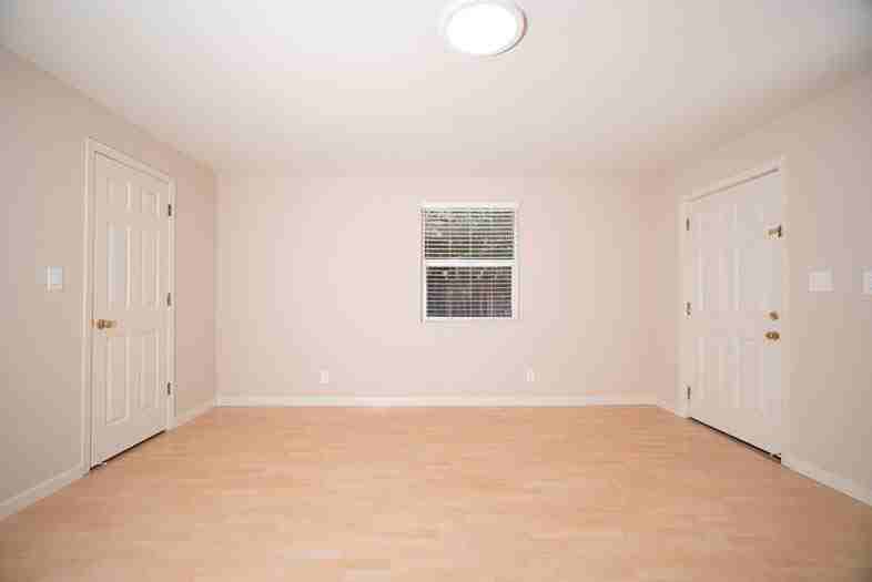2931 Louis Rd #2933-2 - Photo 5 of 11