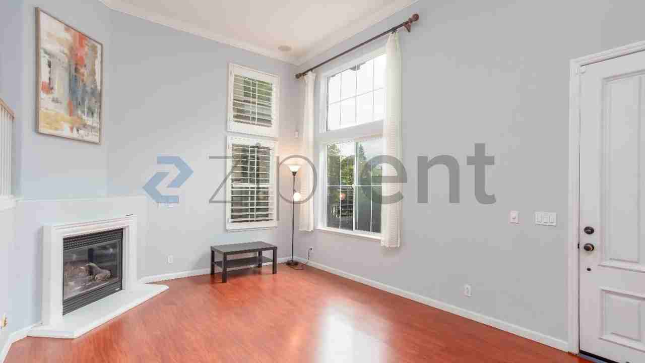 818 Foxworthy Ave - Photo 3 of 23