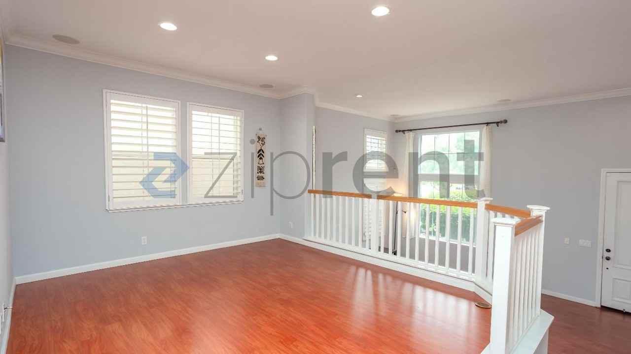 818 Foxworthy Ave - Photo 6 of 23