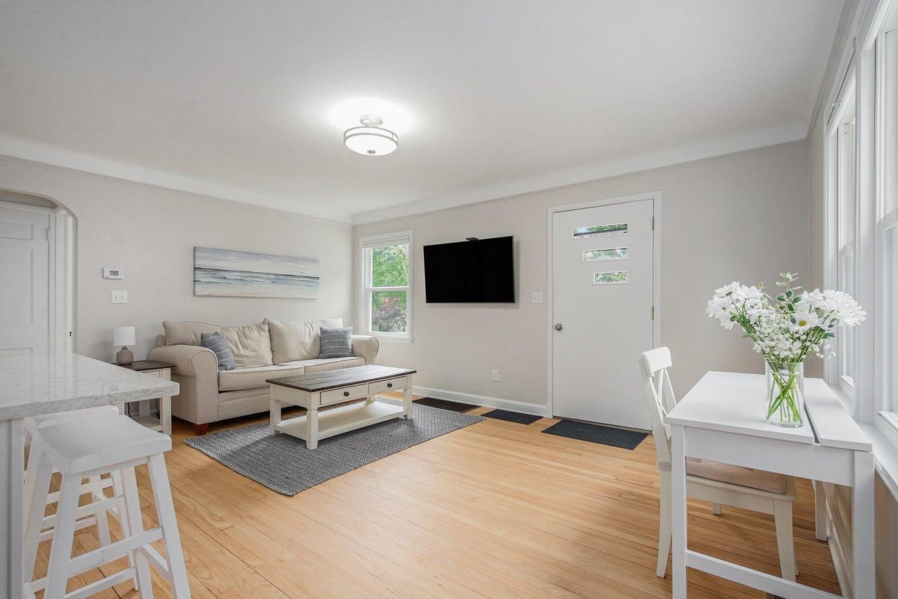1207 Prescott Ave - Photo 6 of 16
