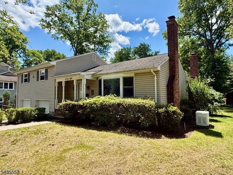 48 E Madison Ave - Photo 2 of 45
