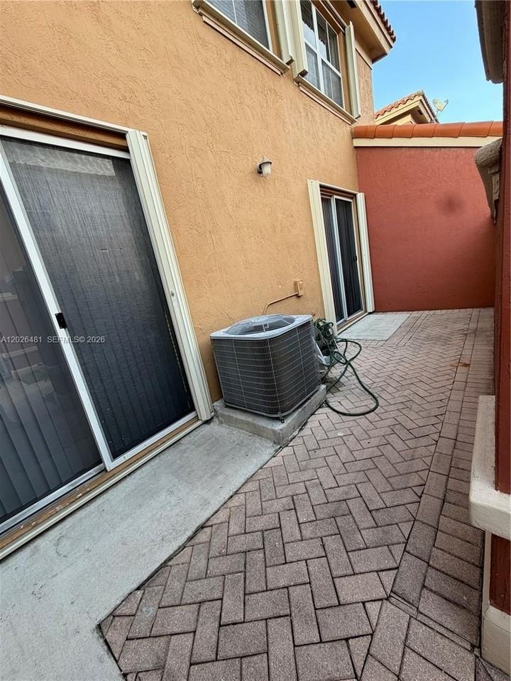 6202 Nw 115th Pl #336 - Photo 7 of 30
