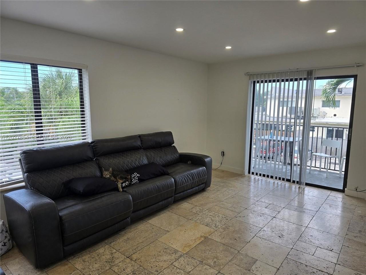 2514 Taylor St #10 - Photo 6 of 12