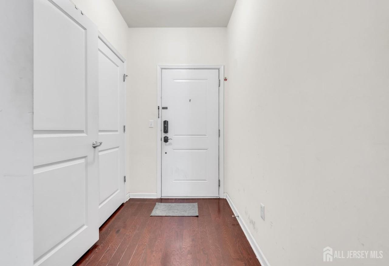 731 Strassle Way - Photo 4 of 22