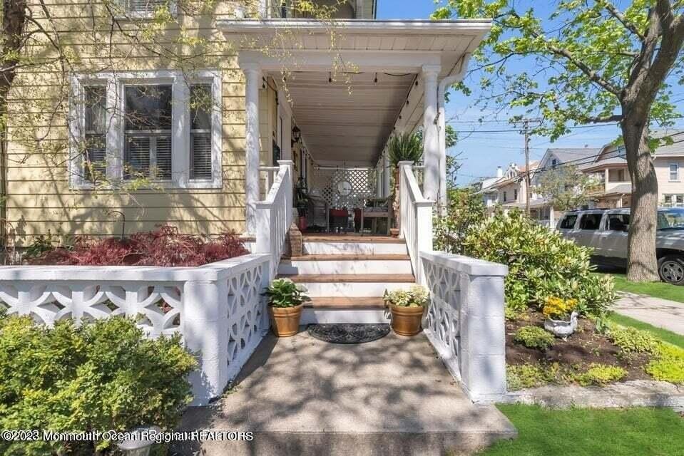 80 Heck Ave - Photo 4 of 47