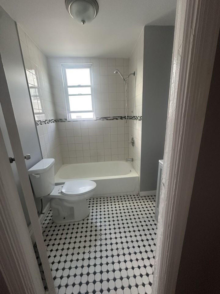 195 Hillside Ave - Photo 3 of 15
