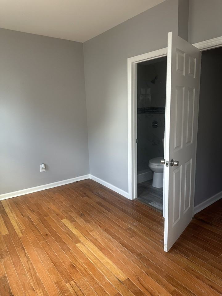 195 Hillside Ave - Photo 4 of 15