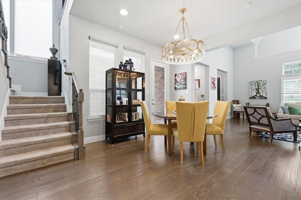 5908 Exeter Ave - Photo 7 of 39