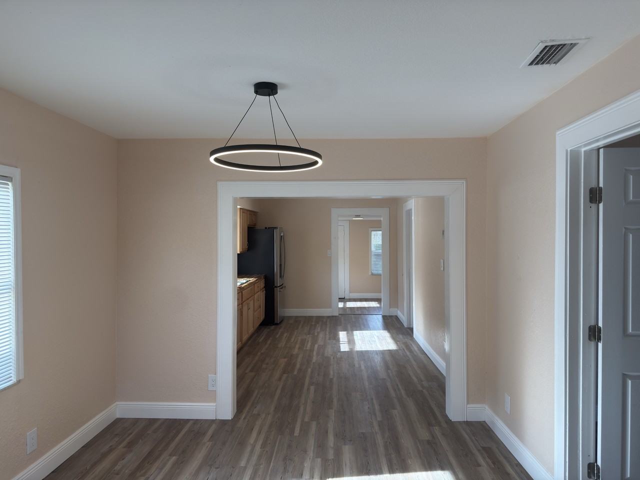 2514 W Saint John St #2514 - Photo 7 of 36