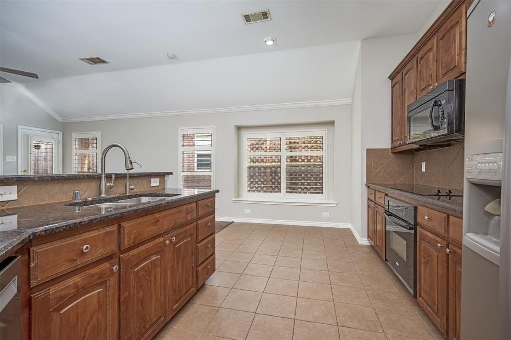 14900 Frisco Ranch Dr - Photo 6 of 24