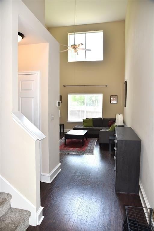 3212 Judge Holland Ln - Photo 4 of 27