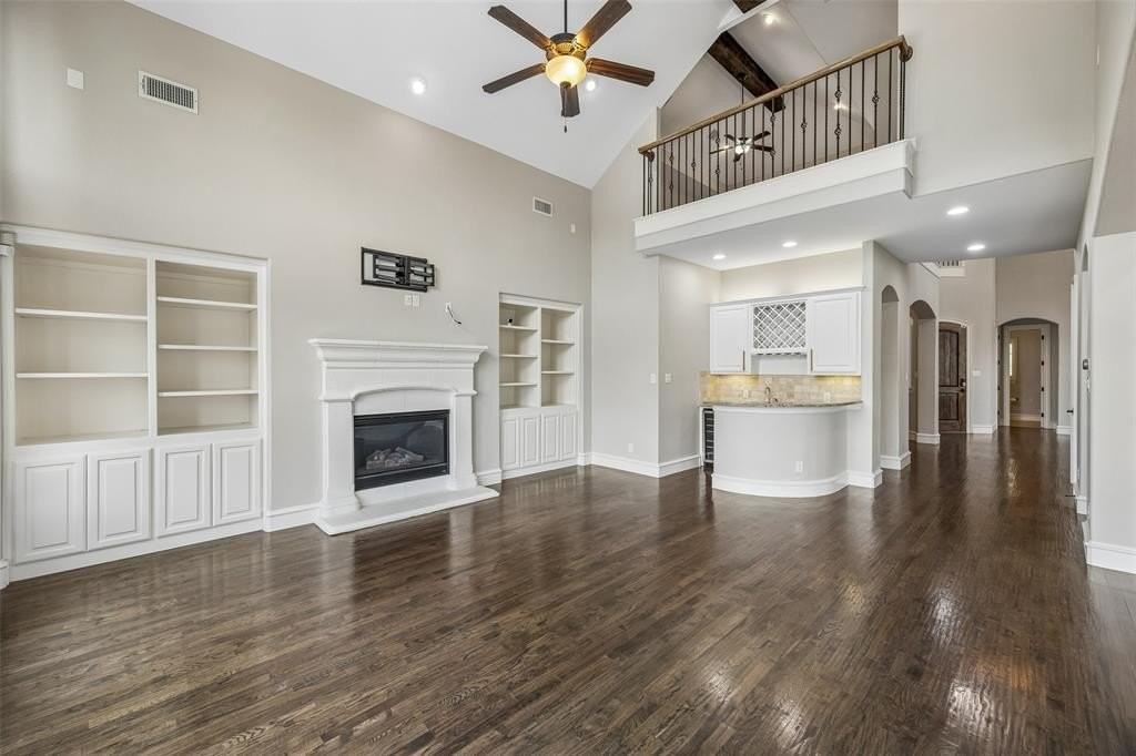 134 Santa Rosa Way - Photo 3 of 26