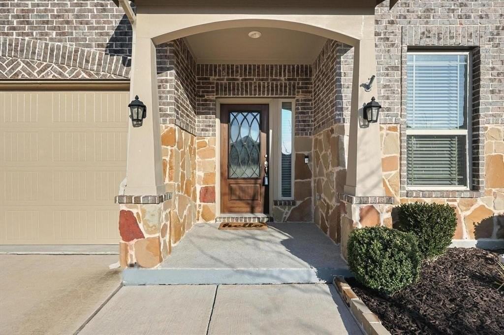 5201 Texana Dr - Photo 2 of 27
