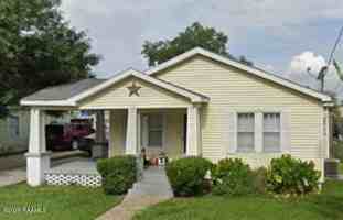 featured image of 208 Thelma Dr