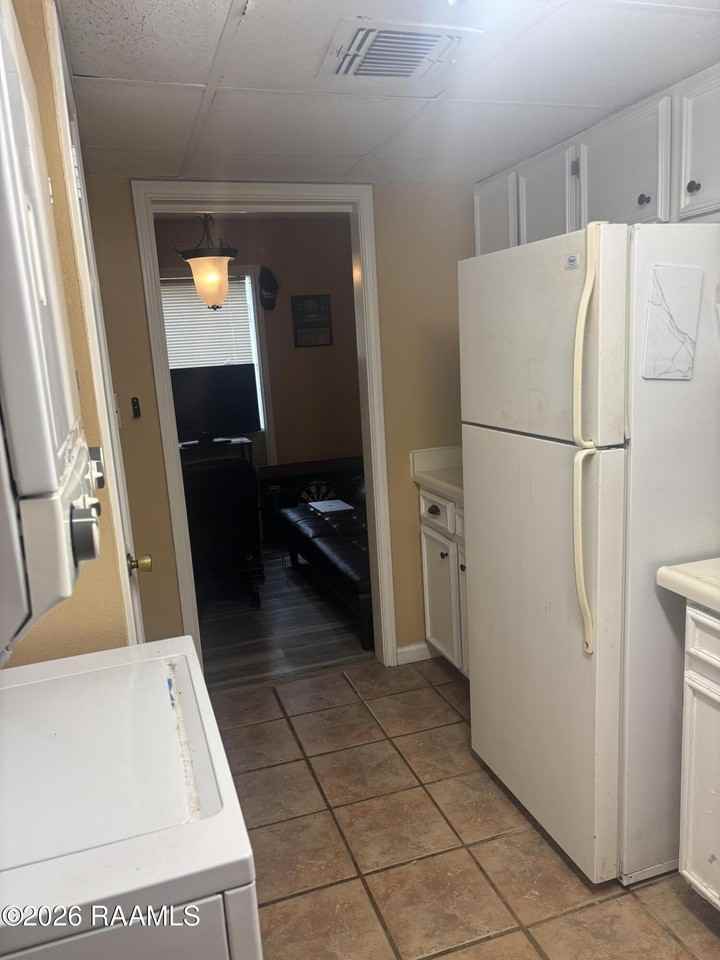 1312 Dulles Dr #D - Photo 6 of 19
