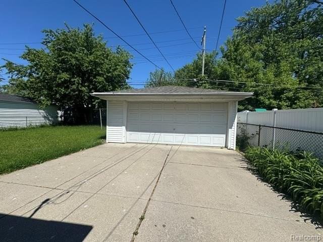 8300 Lochdale St - Photo 2 of 13