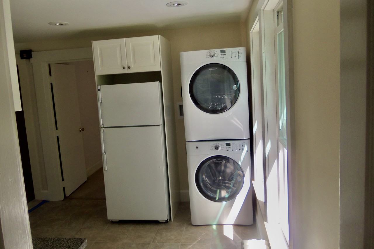 122 West Central Street #2 - Photo 5 of 30