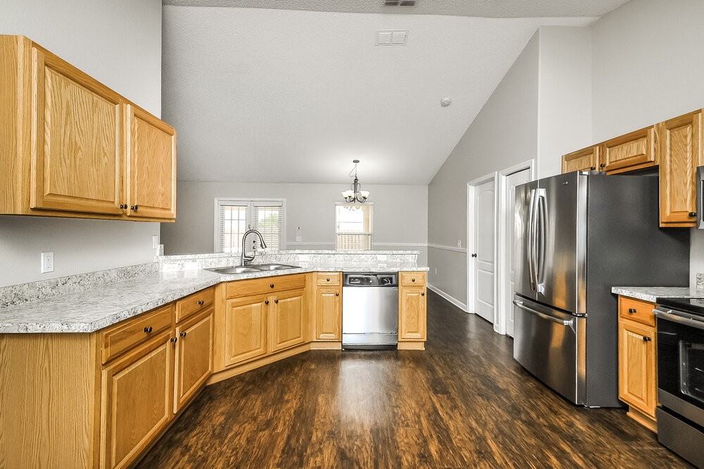 6025 Live Oak Dr - Photo 6 of 16
