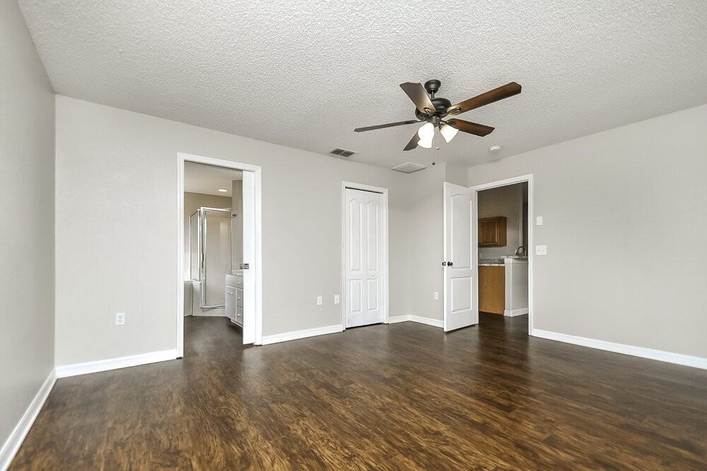 6025 Live Oak Dr - Photo 7 of 16