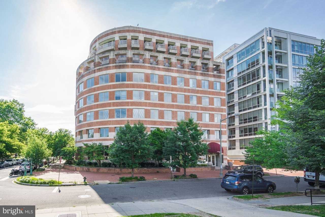 1275 25th St Nw #609 - Photo 4 of 41