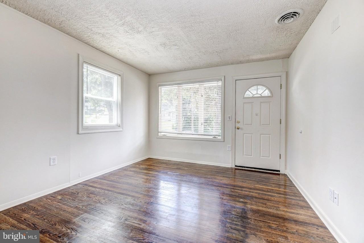 103 Wilgate Rd - Photo 4 of 16
