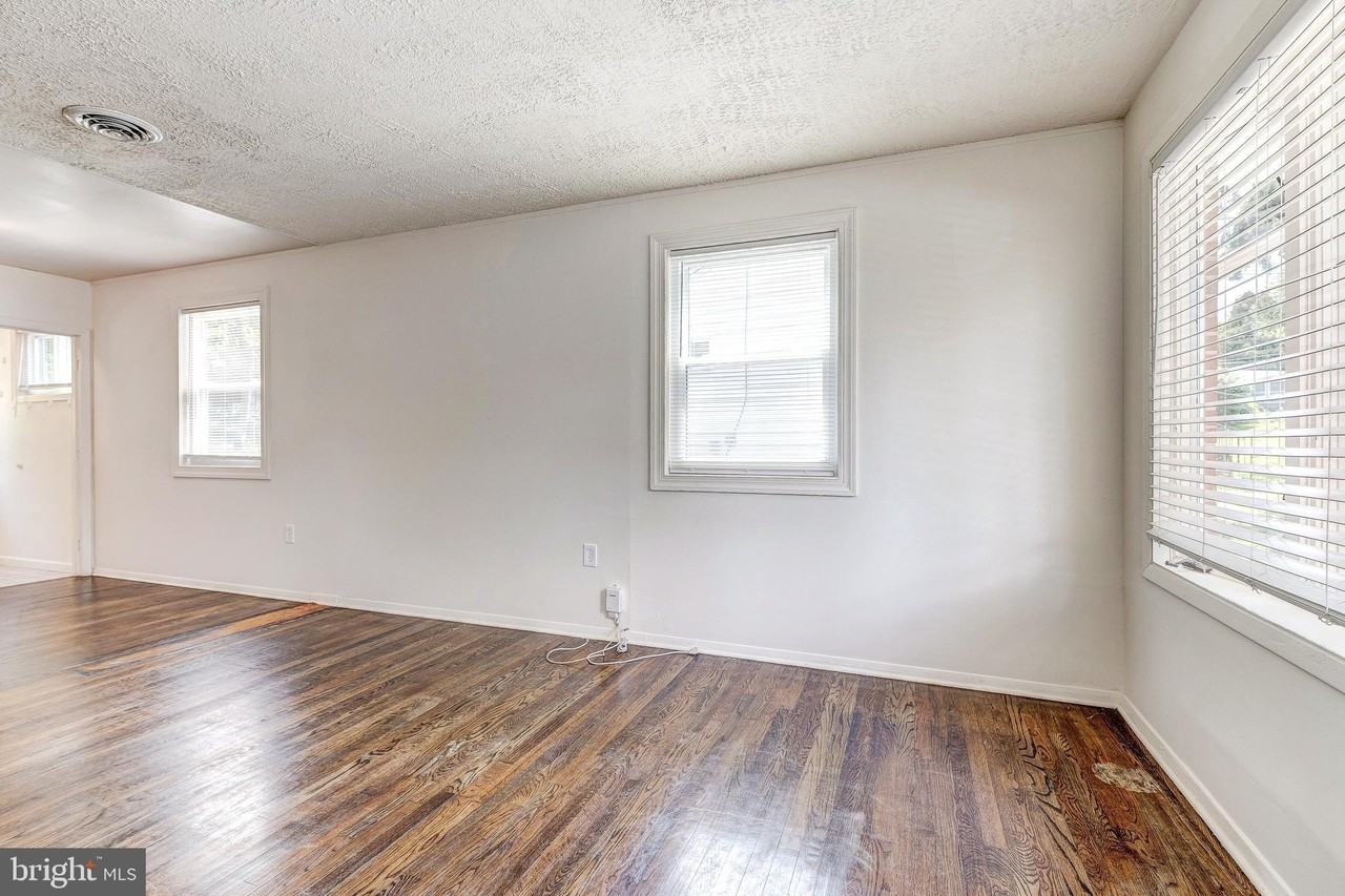 103 Wilgate Rd - Photo 5 of 16