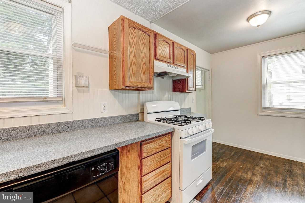 103 Wilgate Rd - Photo 7 of 16