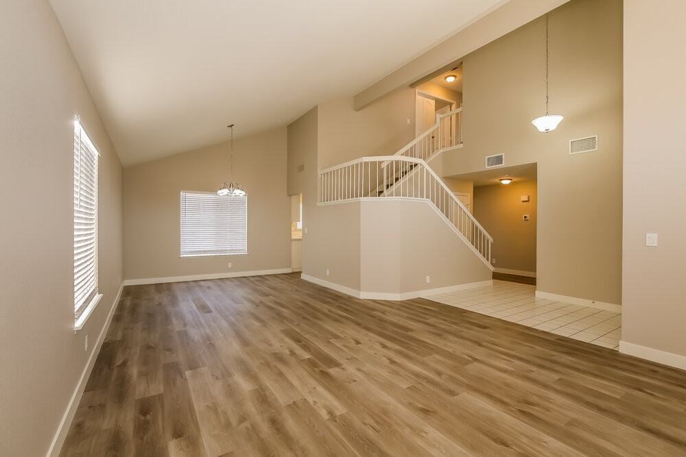 5616 Red Bluff Dr - Photo 4 of 17