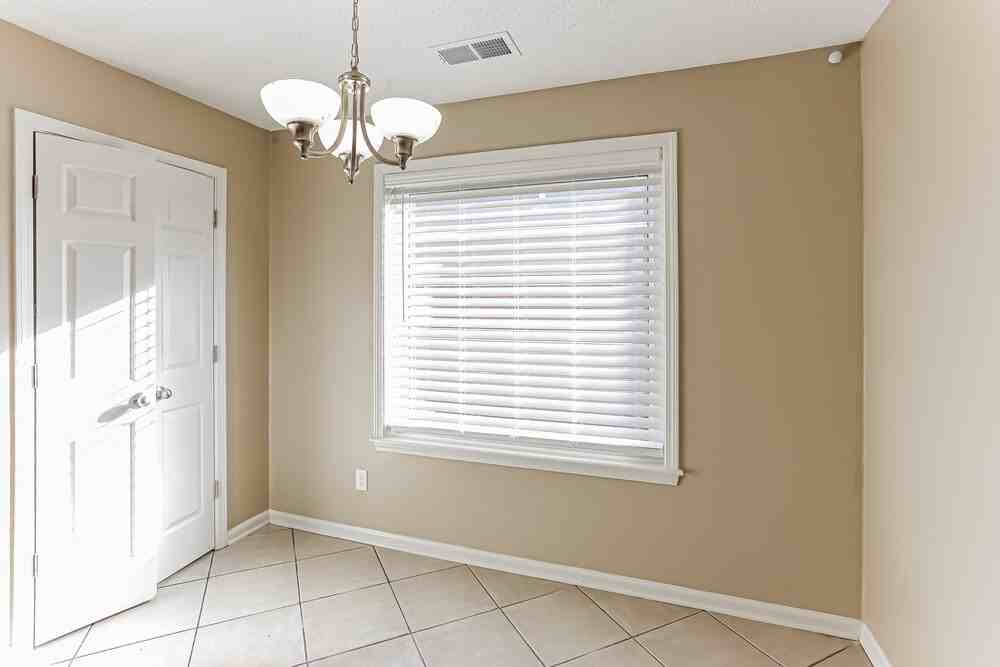 5237 Sea Horse Dr - Photo 7 of 17