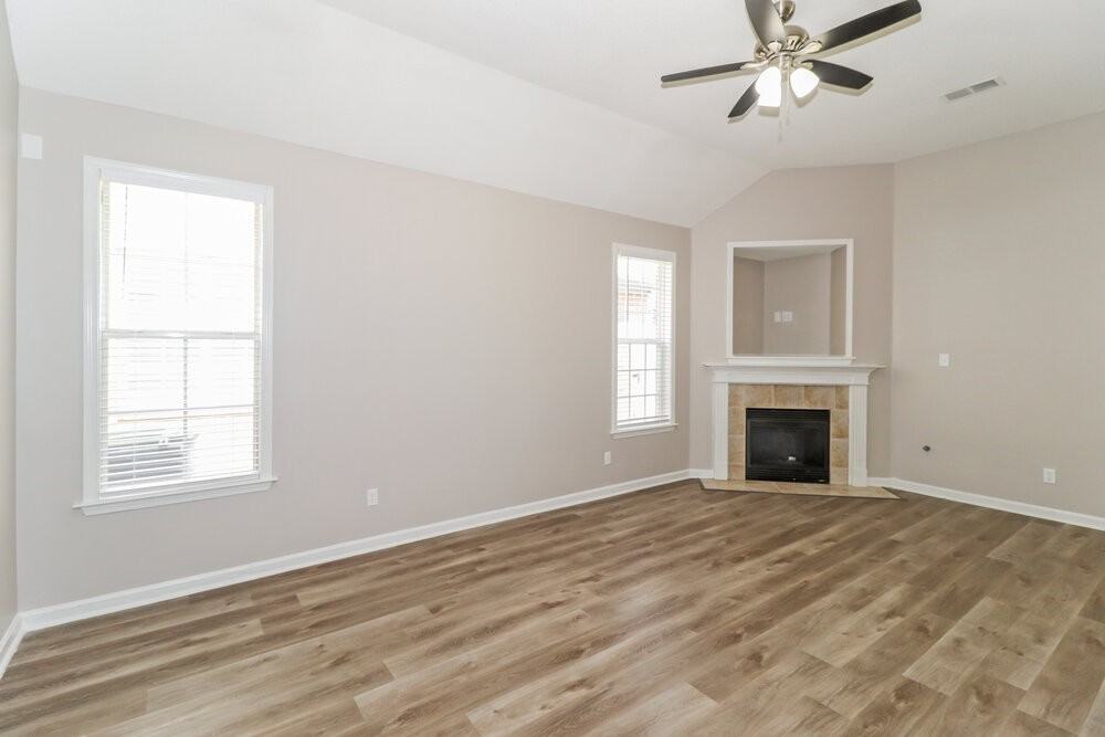 4930 Indian Walk Ln - Photo 4 of 16