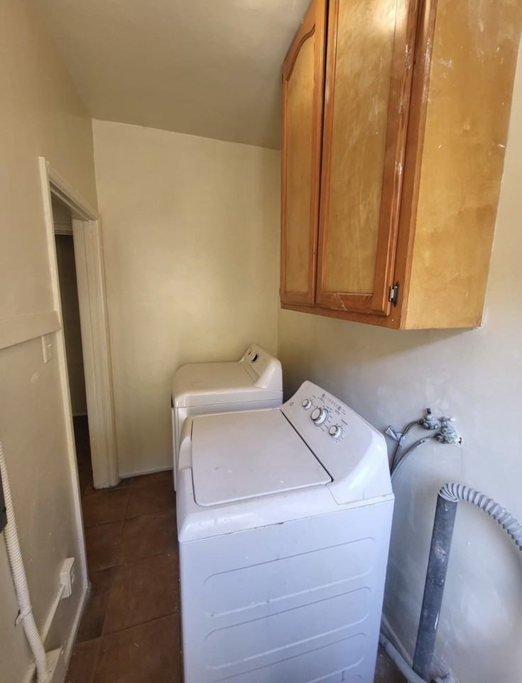 1820 S Wilton Pl #1820 - Photo 3 of 19