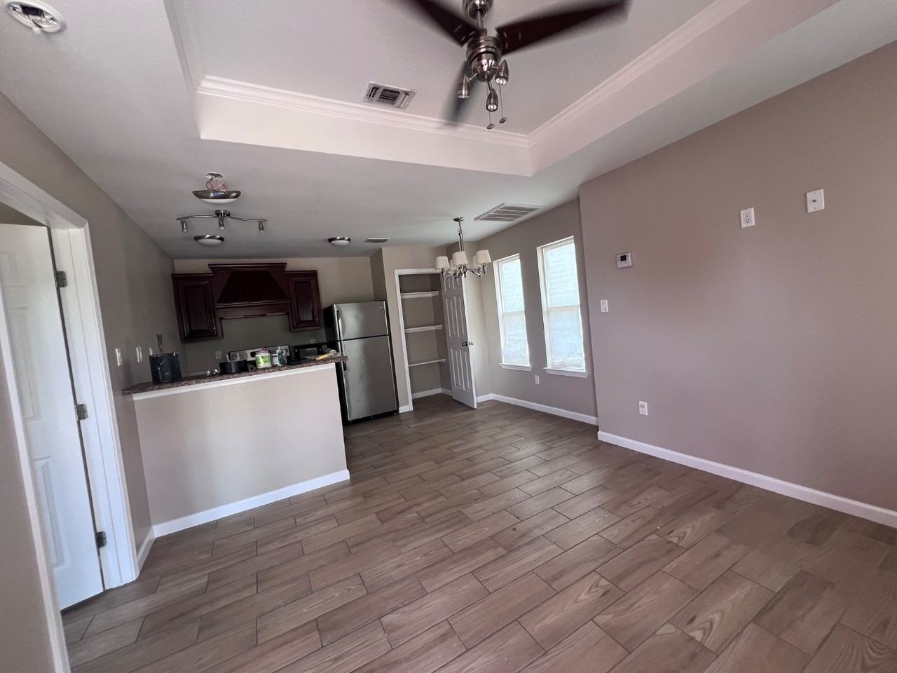 1509 Avenue A - Photo 7 of 7