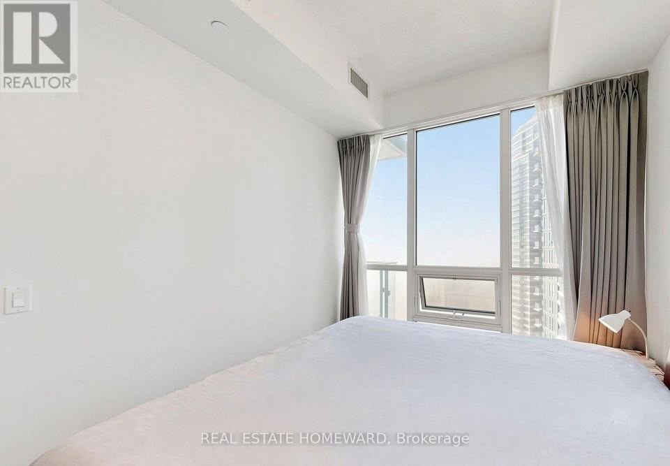 2200 Lake Shore Boulevard West - Photo 3 of 16