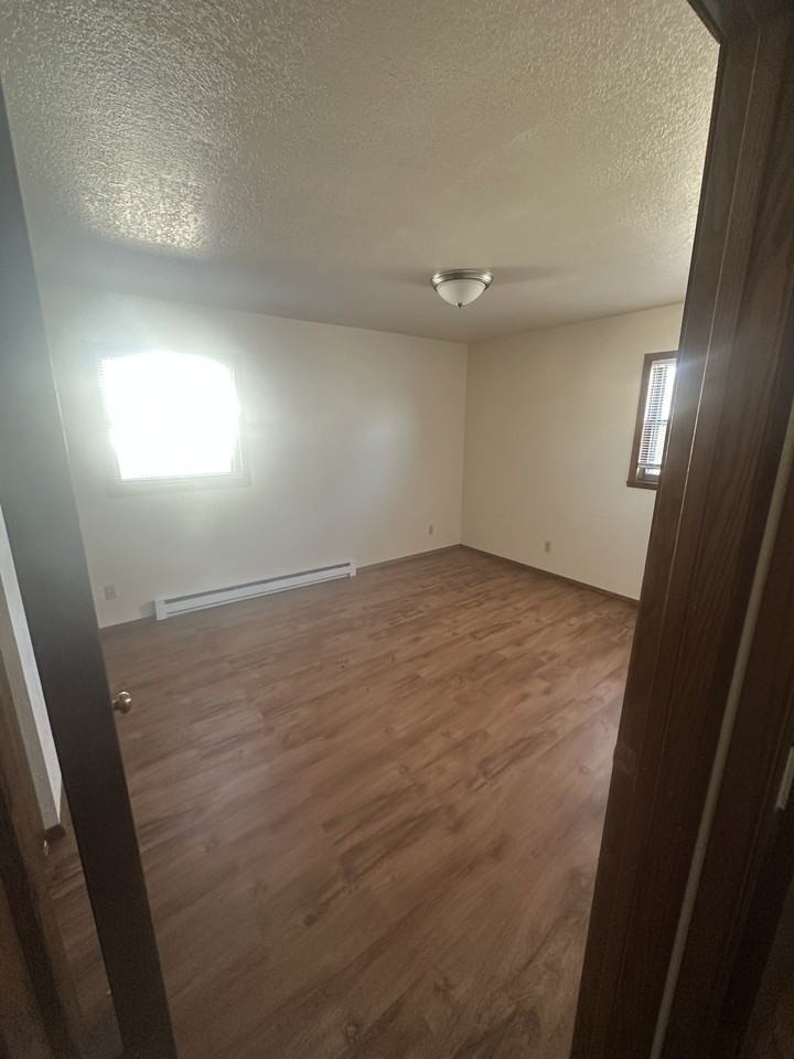 1020 Oviatt St #5 - Photo 4 of 7