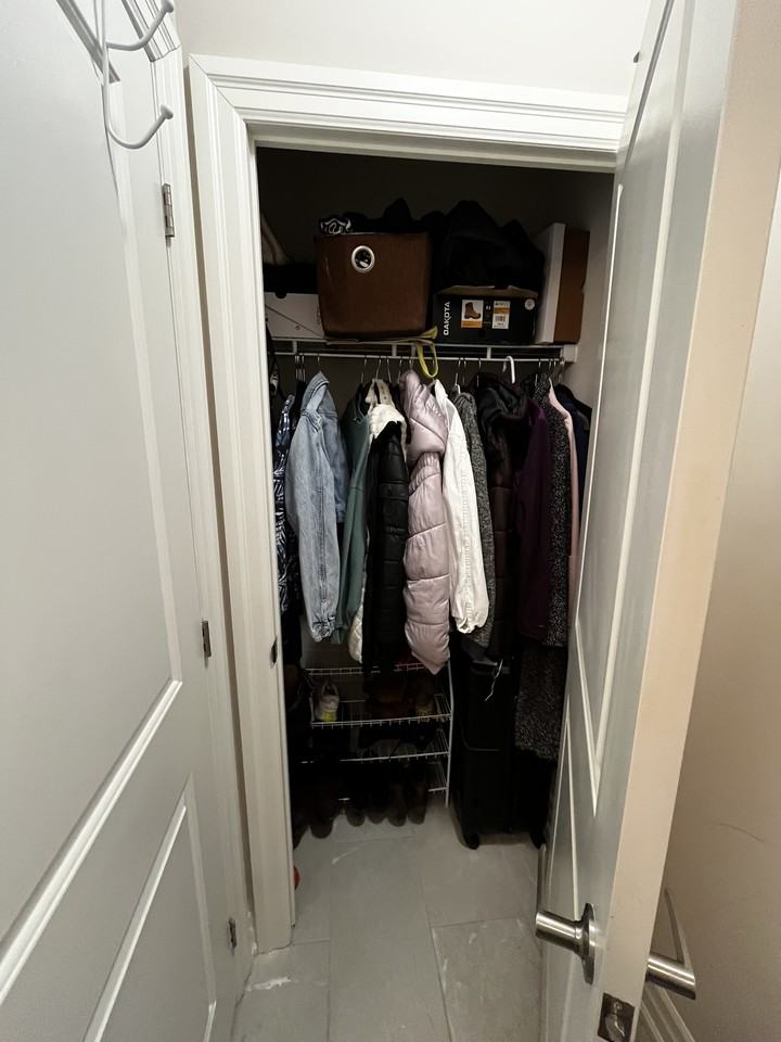 320 Thames Street #408 - Photo 5 of 37