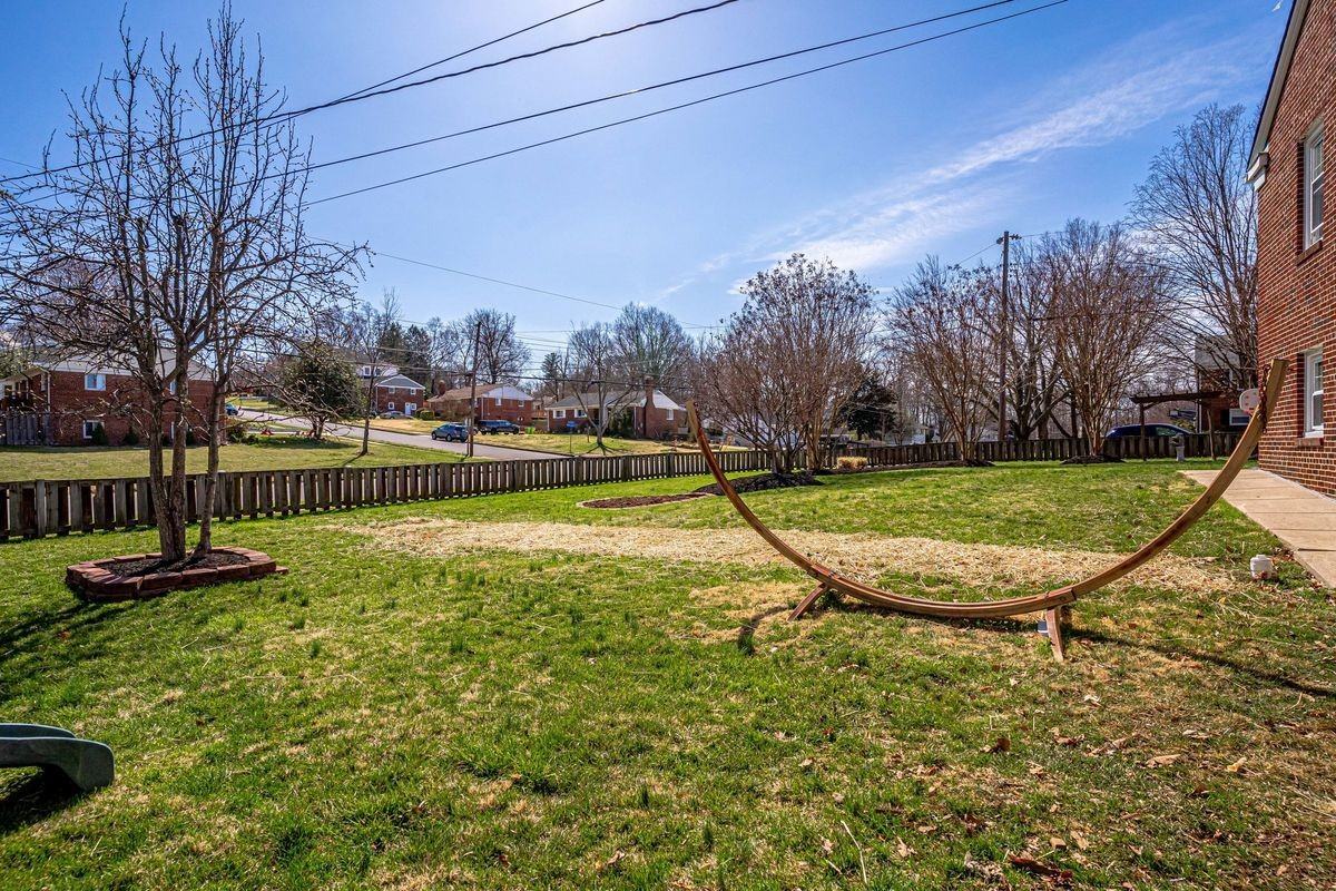 7601 Mendota Pl - Photo 5 of 25