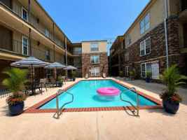 featured image of 3320 N Arnoult Rd ##110