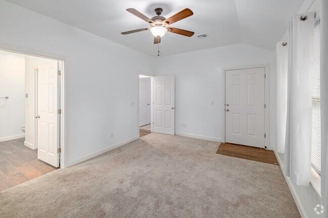 209 Delta Dr - Photo 4 of 6
