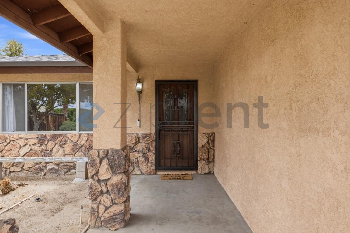 26126 Marshall Ave - Photo 7 of 33