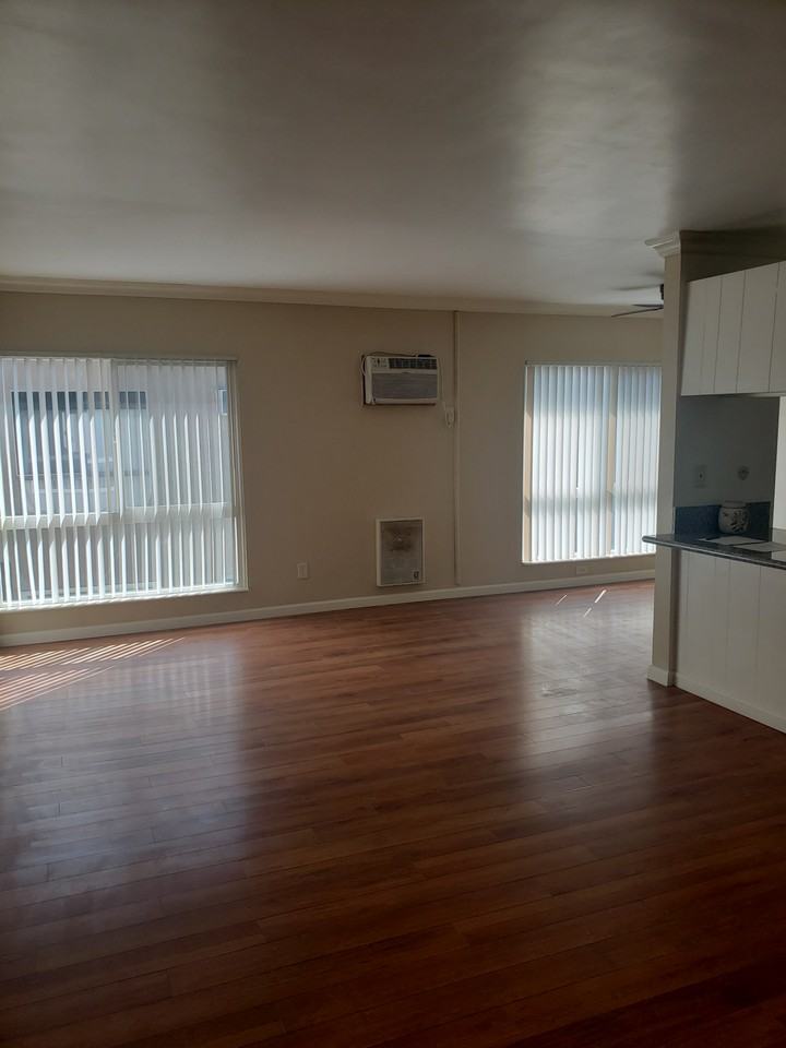 13541 Vanowen Street - Photo 5 of 13