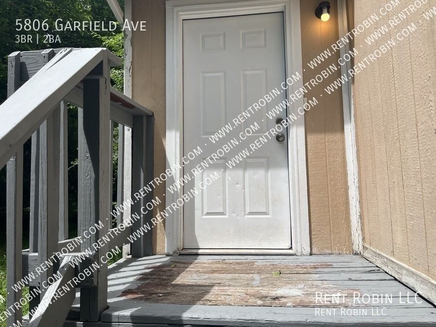 5806 Garfield Ave - Photo 3 of 20