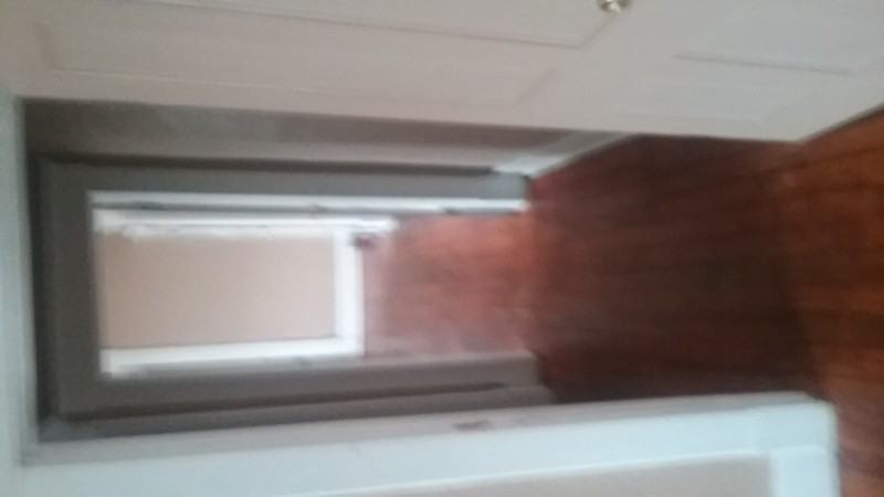1122 Madeline St - Photo 5 of 8